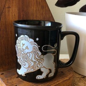 Vintage LEO ZODIAC Mug New Old Stock Black & Gold Astrology Sign Horoscope